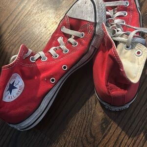 Red converse